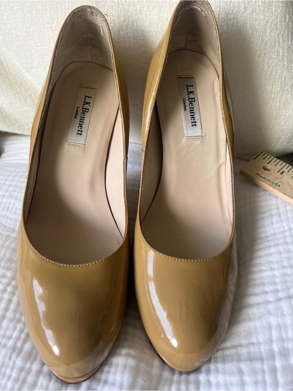 L.K. Bennett Nude Patent Pumps 39.5 Kate Middleton Style Heels